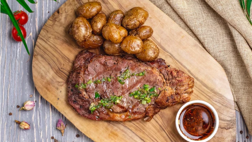 carne assada com batatas