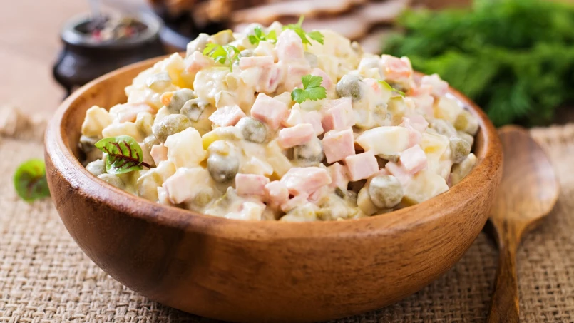 Salada de Maionese Simples, Rápida e Cremosa