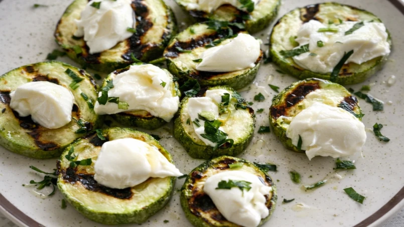 Abobrinha grelhada com requeij&atilde;o